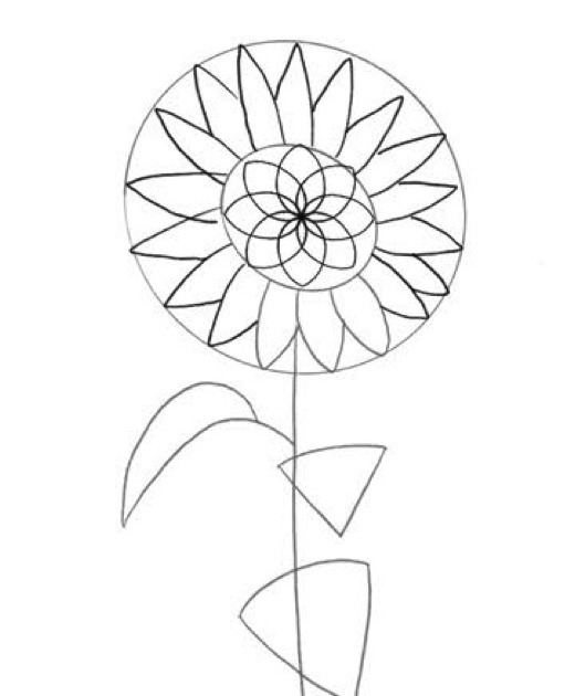 Step 3: Outer petal ring and center rosette arcs