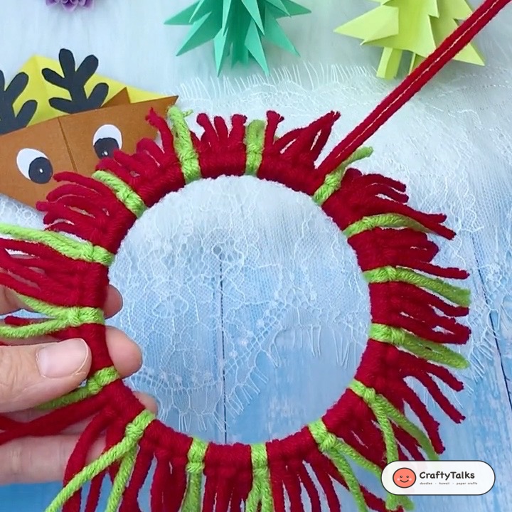 Step 3: Alternating Evergreen and Red Holiday Fringe Loops Around Ring
